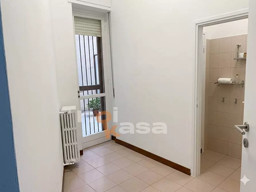 Immagine 4 di Locale commerciale in vendita  in via Marsala 9b a Busto Arsizio