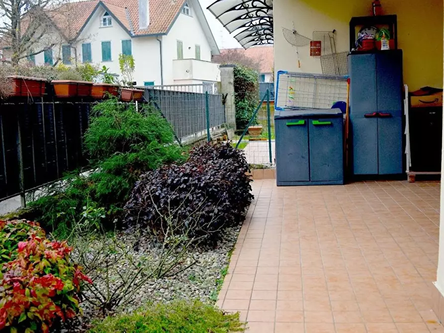 Immagine 5 di Appartamento in affitto  in Solferino a Casorate Sempione