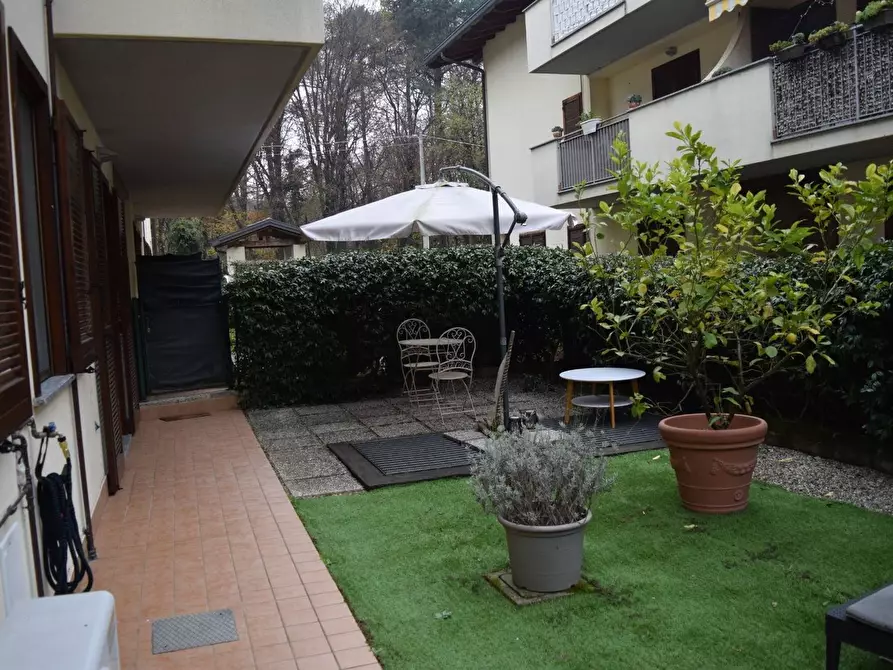 Immagine 8 di Appartamento in affitto  in Solferino a Casorate Sempione