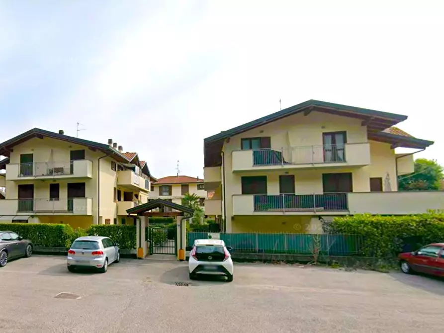 Immagine 21 di Appartamento in affitto  in Solferino a Casorate Sempione