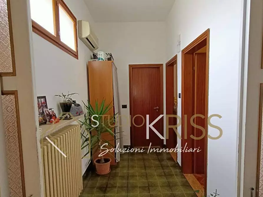 Immagine 8 di Appartamento in vendita  in via ludovico ariosto a Masi Torello