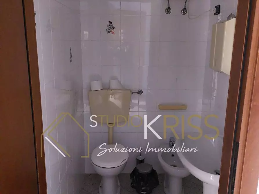 Immagine 8 di Ufficio in vendita  in Via Del Commercio a Ferrara