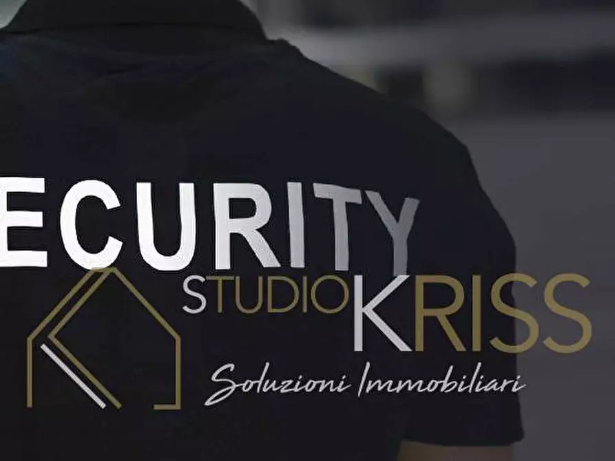 Immagine 1 di Attività commerciale in vendita  a Ferrara