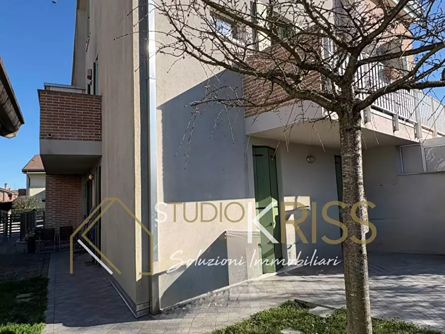 Immagine 2 di Villetta a schiera in vendita  in via della pace a Occhiobello