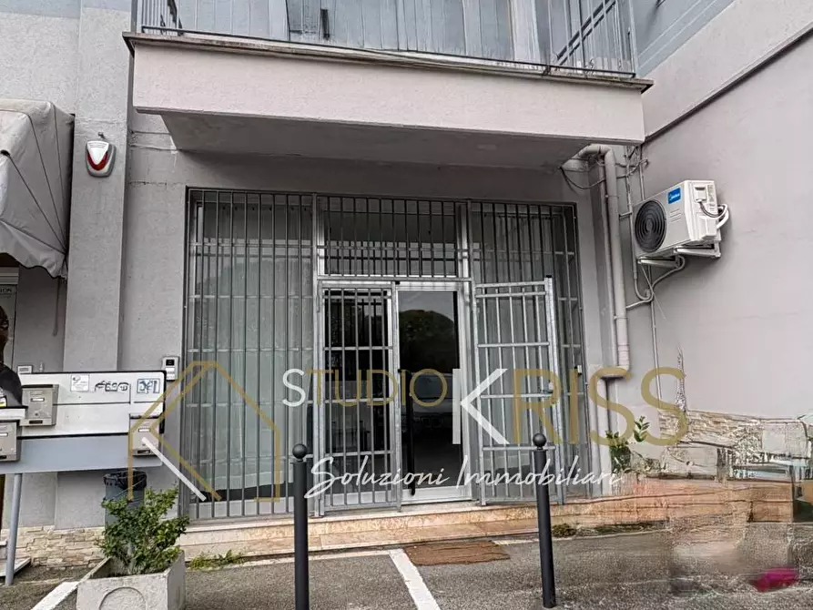 Immagine 1 di Ufficio in affitto  in Via Vittore Veneziani a Ferrara