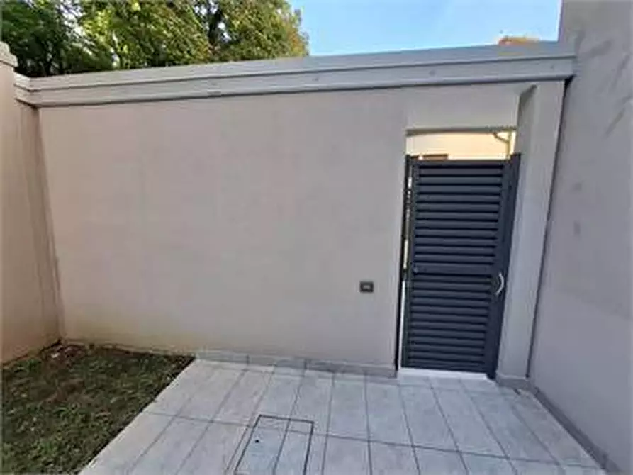 Immagine 2 di Appartamento in vendita  in Via Domenico Rossetti 84 a Trieste