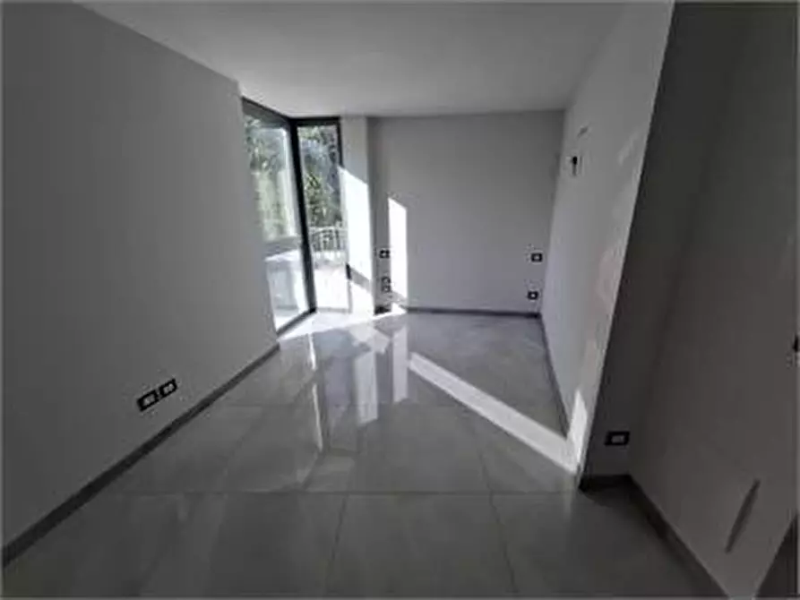 Immagine 4 di Appartamento in vendita  in Via Domenico Rossetti 84 a Trieste