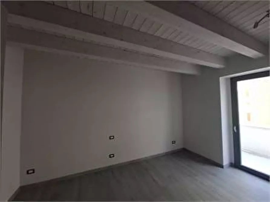 Immagine 3 di Appartamento in vendita  in Via Domenico Rossetti 84 a Trieste