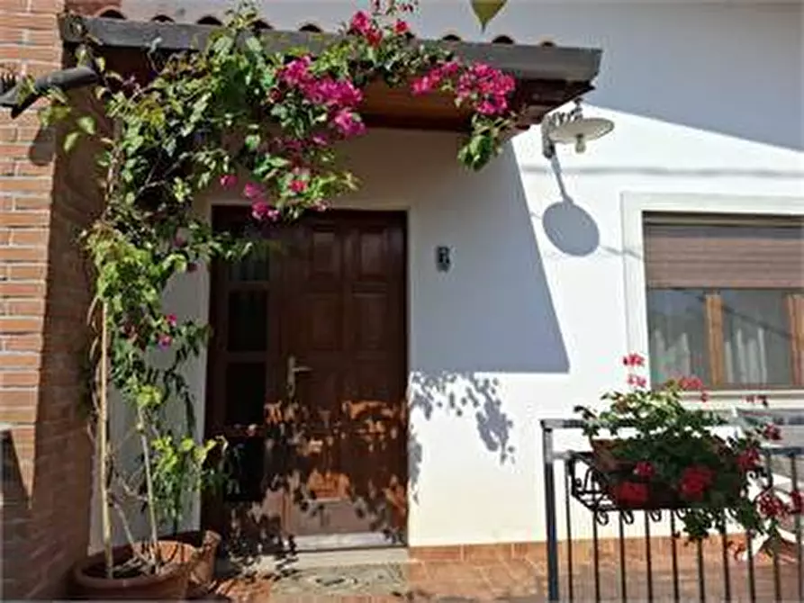 Immagine 2 di Casa indipendente in vendita  in Via Brigata Osoppo a Cormons