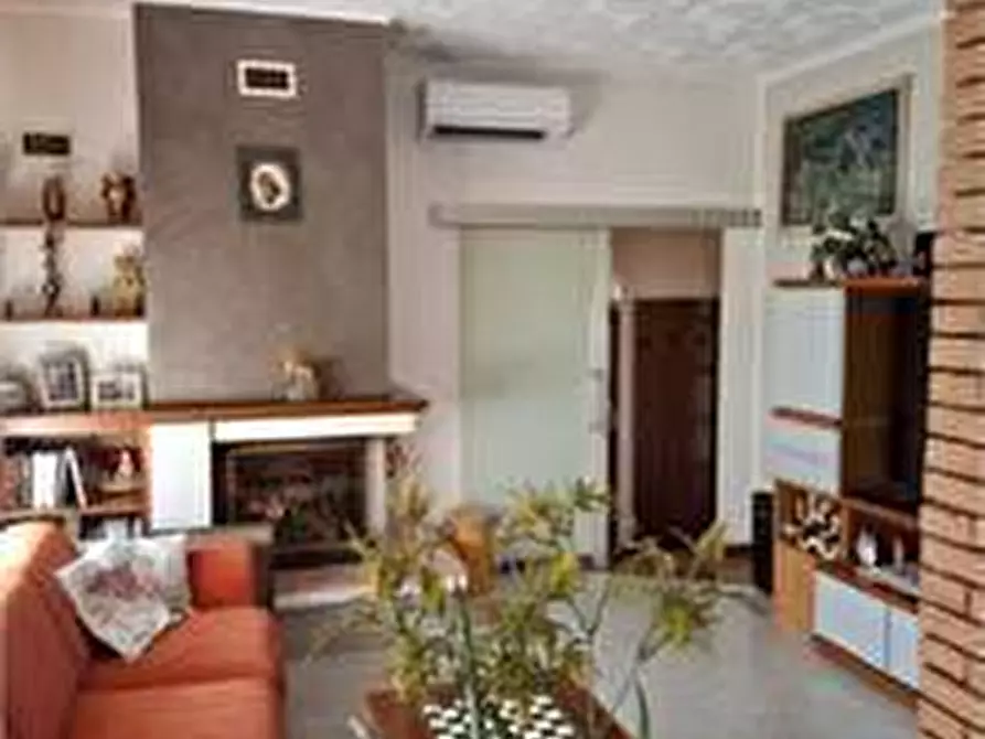 Immagine 16 di Casa indipendente in vendita  in Via Brigata Osoppo a Cormons