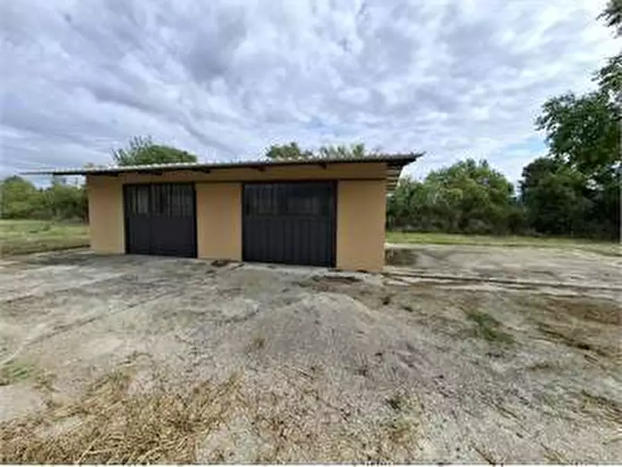 Immagine 1 di Terreno agricolo in vendita  in Via Gorizia a Farra D'isonzo