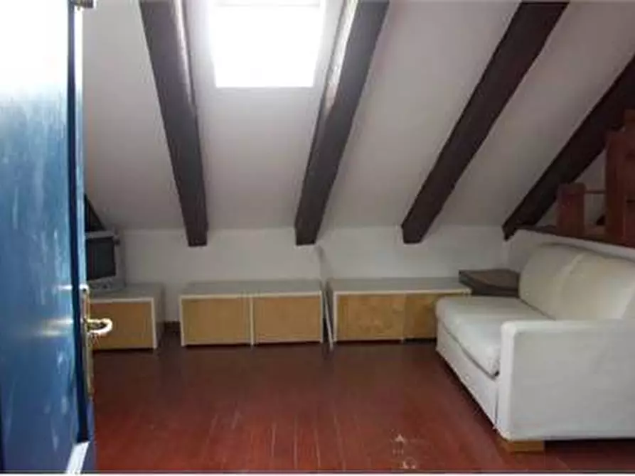 Immagine 2 di Attico in vendita  in Via Massimo D'azeglio 22 a Trieste