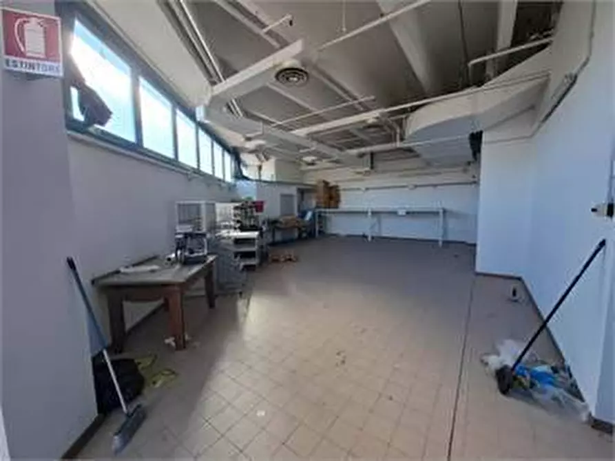 Immagine 7 di Locale commerciale in affitto  in Via Boito a Monfalcone