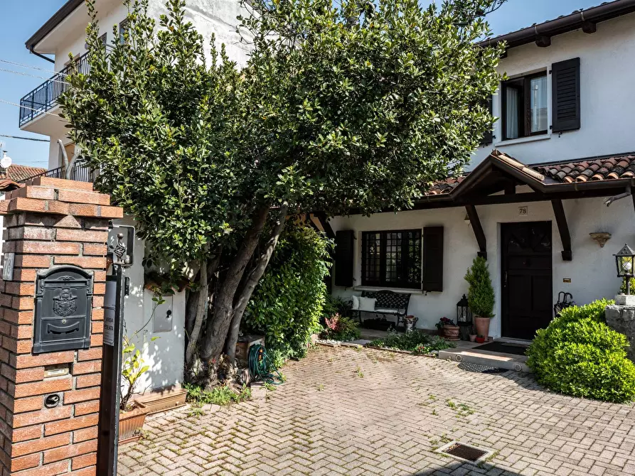 Immagine 1 di Villa in vendita  in via San Polo a Monfalcone
