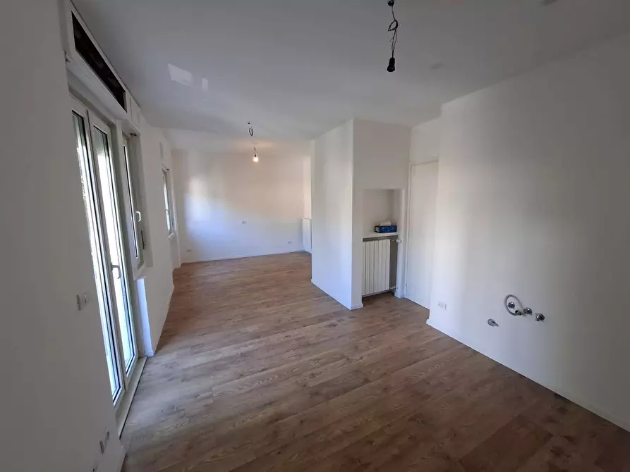 Immagine 2 di Appartamento in vendita  in Via Marco Polo 20 a Trieste