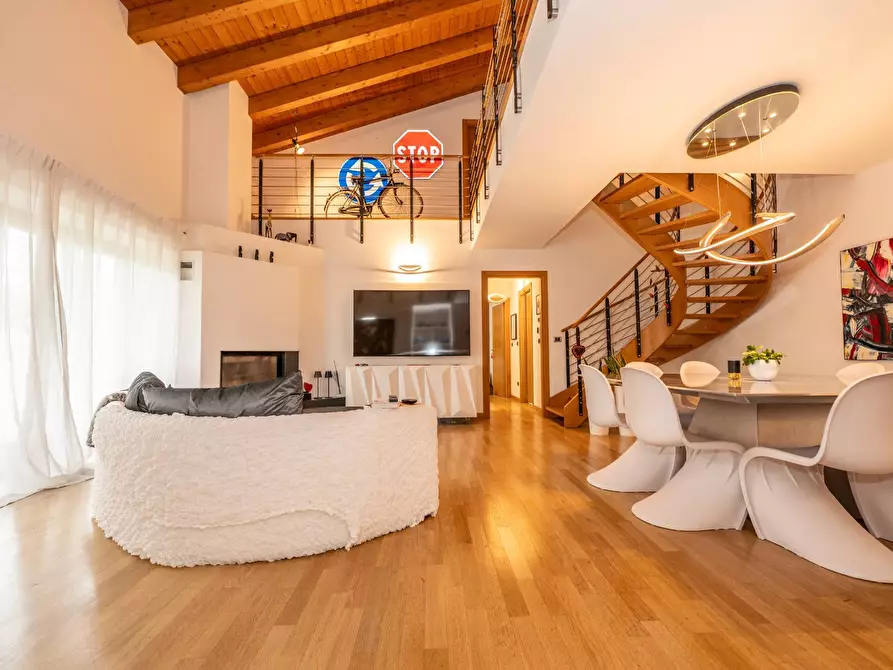 Immagine 20 di Villa in vendita  in Duino Aurisina a Duino-Aurisina