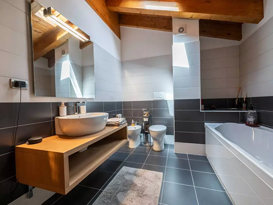 Immagine 51 di Villa in vendita  in Duino Aurisina a Duino-Aurisina