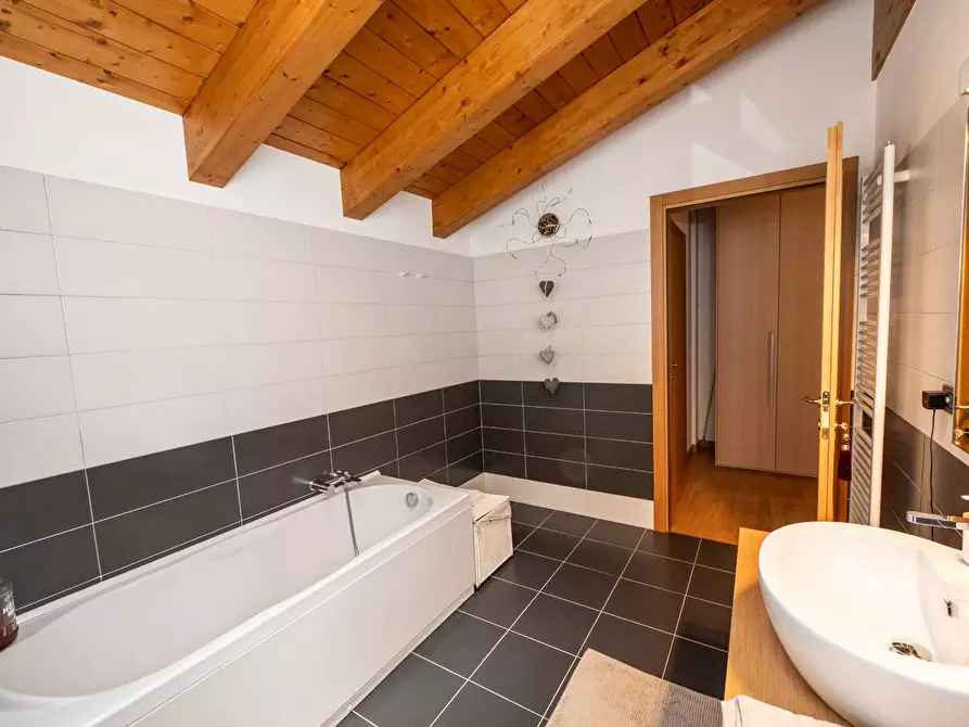 Immagine 52 di Villa in vendita  in Duino Aurisina a Duino-Aurisina