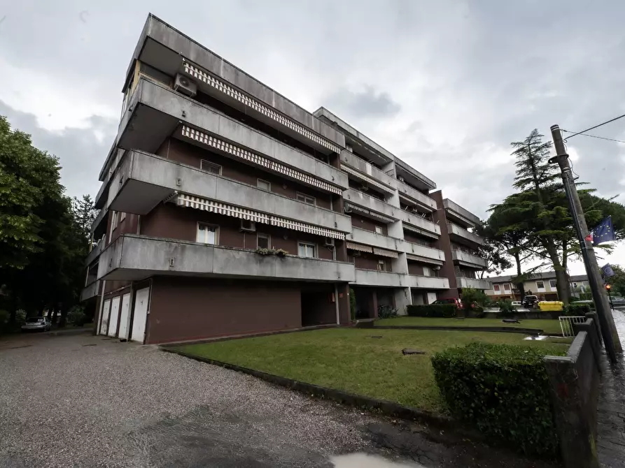 Immagine 1 di Appartamento in vendita  in VIA NAZARIO SAURO 3/8 a Staranzano