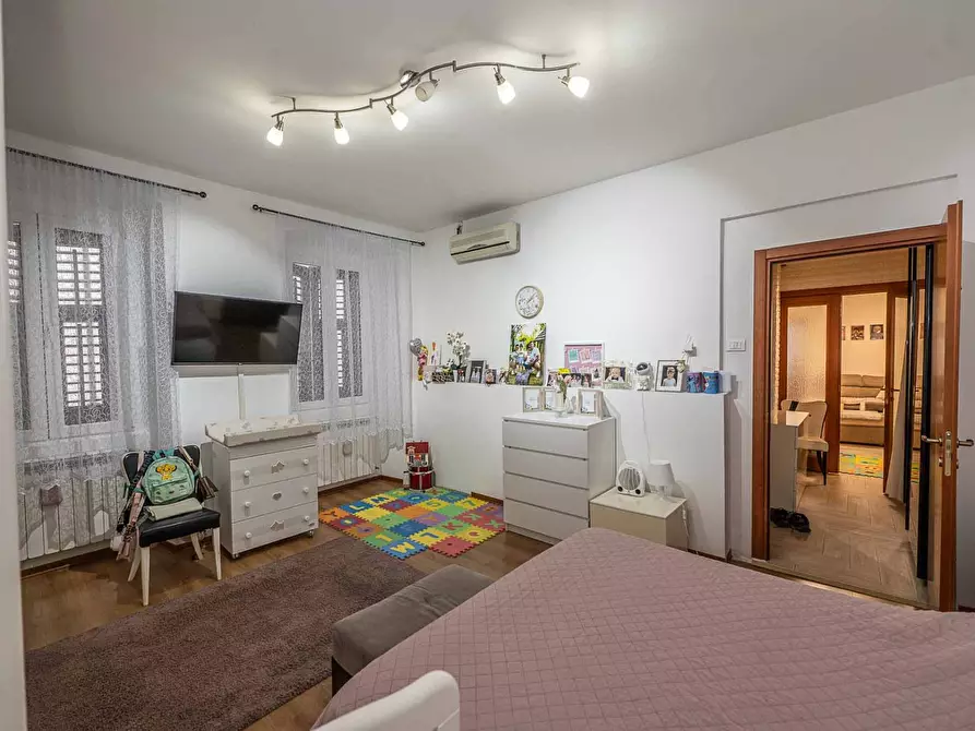 Immagine 9 di Appartamento in vendita  in Via Molino A Vapore 3 a Trieste
