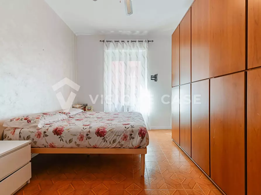 Immagine 16 di Appartamento in vendita  in Via Rho 3 a Milano