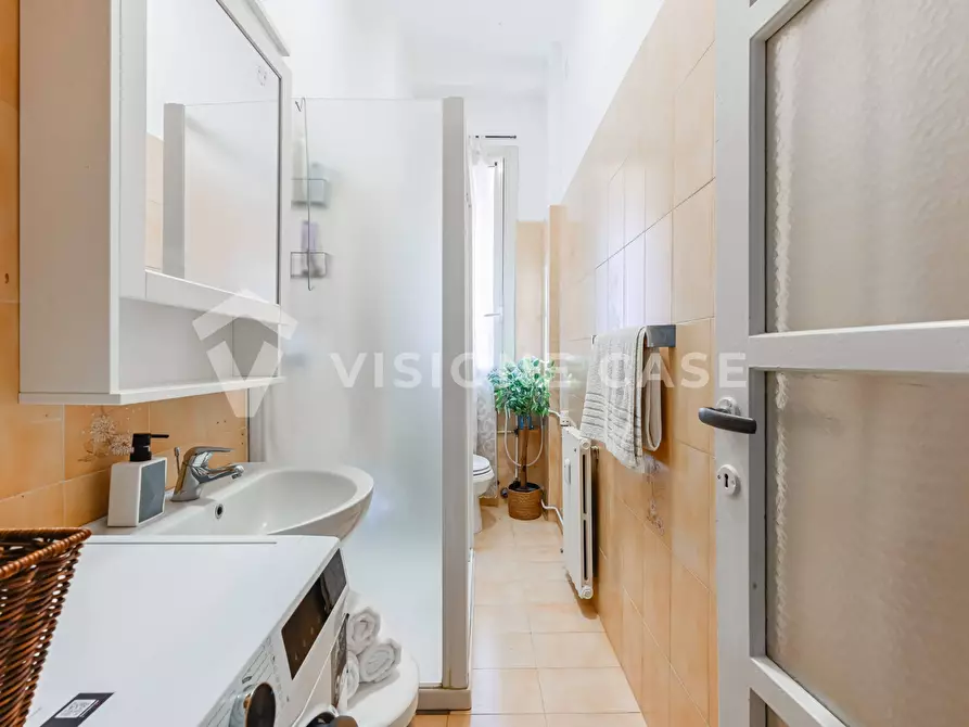 Immagine 12 di Appartamento in vendita  in Via Rho 3 a Milano