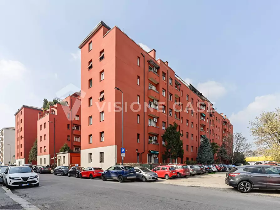 Immagine 23 di Appartamento in vendita  in Via Rho 3 a Milano