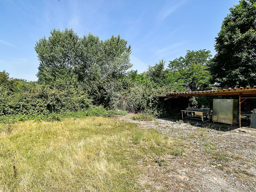 Immagine 2 di Terreno agricolo in vendita  in Via Cascina Pizzabrasa a Pieve Emanuele