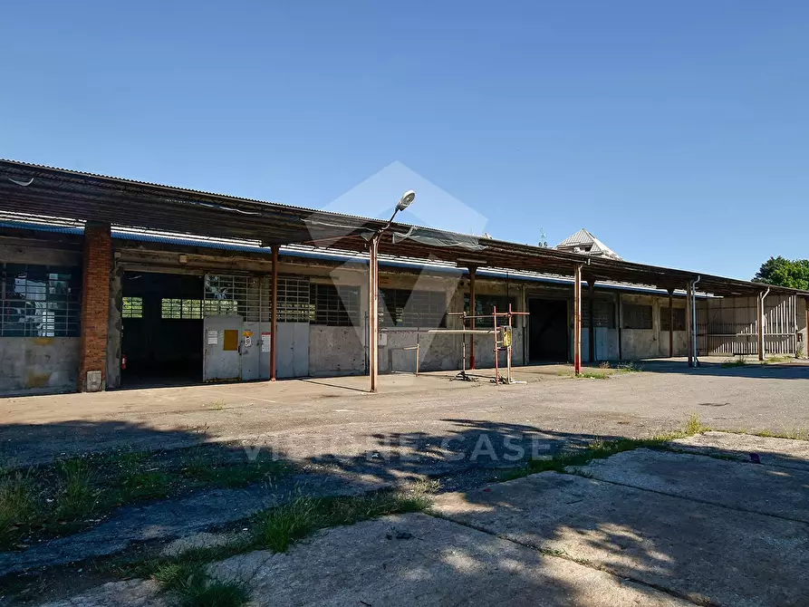 Immagine 1 di Capannone industriale in affitto  in Via Quintosole 42 a Milano