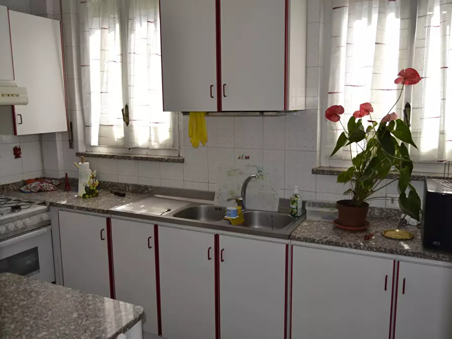 Immagine 10 di Casa semindipendente in affitto  in Via Bainsizza 3 a Torino