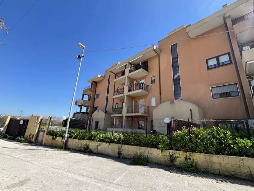 Immagine 1 di Appartamento in affitto  in Via Galeso 347 a Taranto