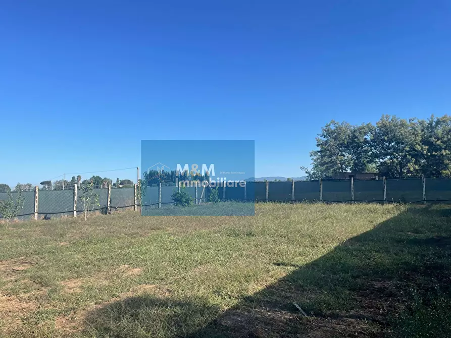 Immagine 1 di Terreno residenziale in vendita  in Via Montepulciano 29 a Nettuno