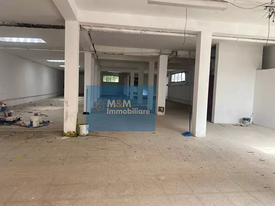 Immagine 4 di Box auto in vendita  in Via Lombardia 104 a Nettuno