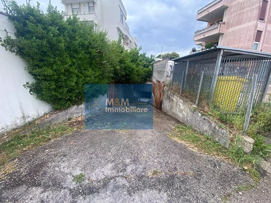 Immagine 23 di Box auto in vendita  in Via Lombardia 104 a Nettuno