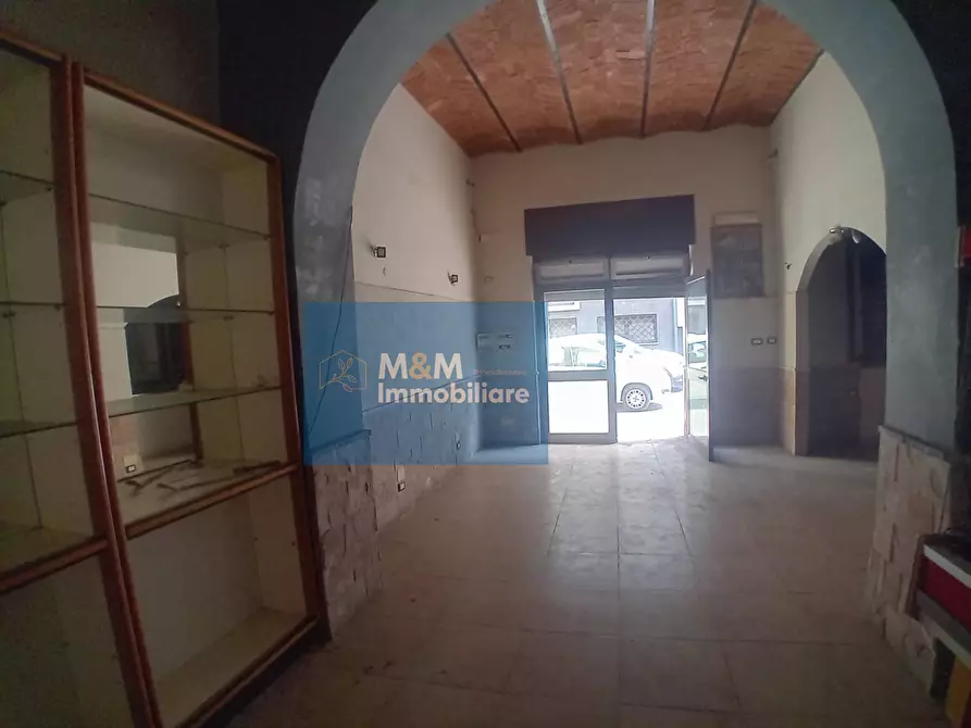 Immagine 6 di Negozio in vendita  a Nettuno