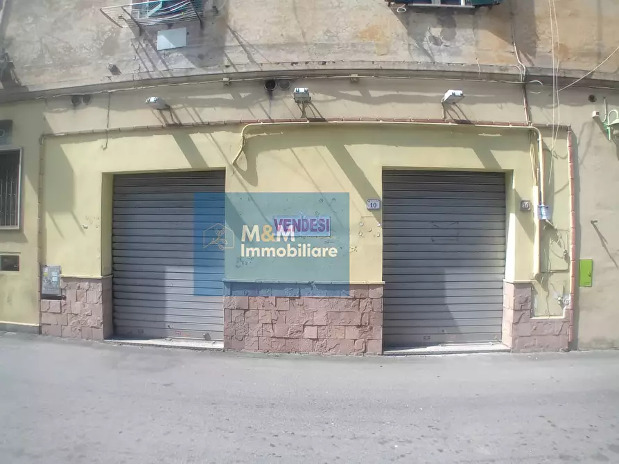 Immagine 20 di Negozio in vendita  a Nettuno