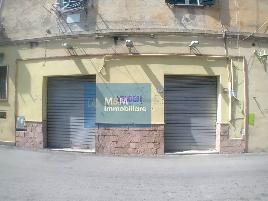 Immagine 22 di Negozio in vendita  a Nettuno