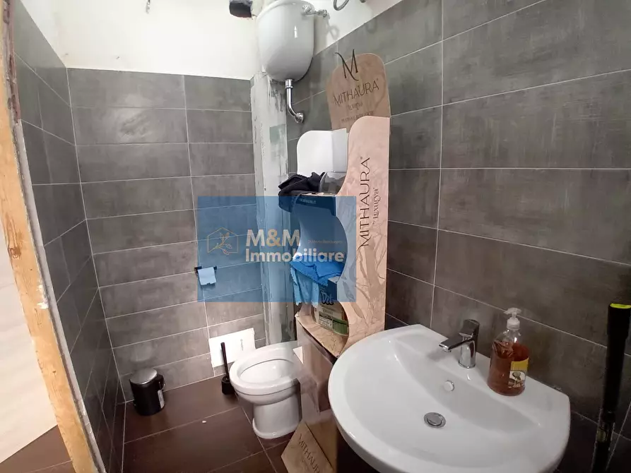 Immagine 13 di Negozio in affitto  in Via Romana 127 a Nettuno