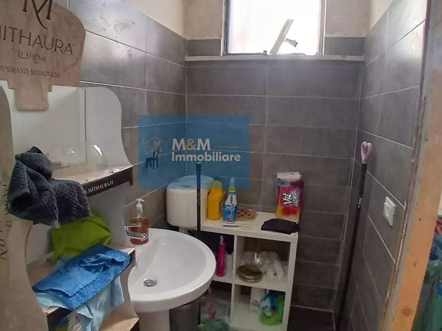 Immagine 14 di Negozio in affitto  in Via Romana 127 a Nettuno