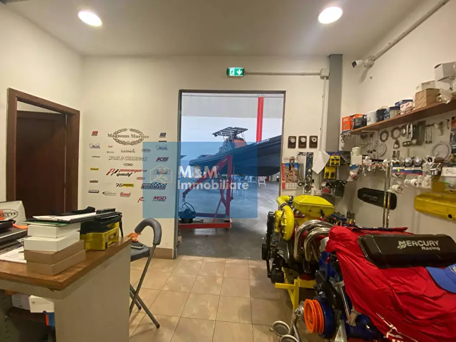 Immagine 29 di Capannone industriale in vendita  in VIA AUGUSTO ANDREA 13 a Nettuno