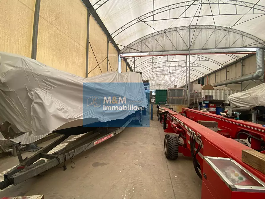 Immagine 11 di Capannone industriale in vendita  in VIA AUGUSTO ANDREA 13 a Nettuno