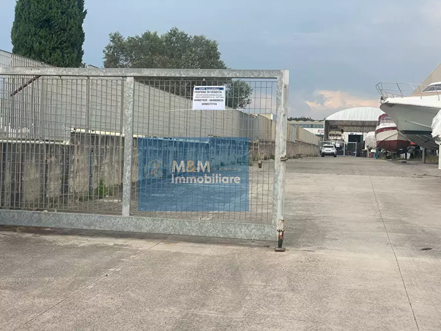 Immagine 2 di Capannone industriale in vendita  in VIA AUGUSTO ANDREA 13 a Nettuno