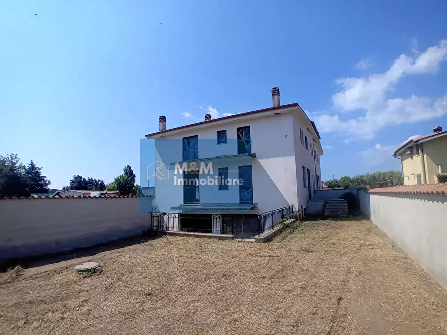 Immagine 1 di Villetta a schiera in vendita  in Via Silvio Spaventa 124 a Nettuno
