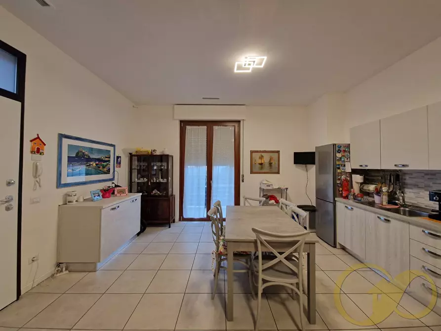 Immagine 6 di Appartamento in vendita  in Via F. Brancadori a Tolentino