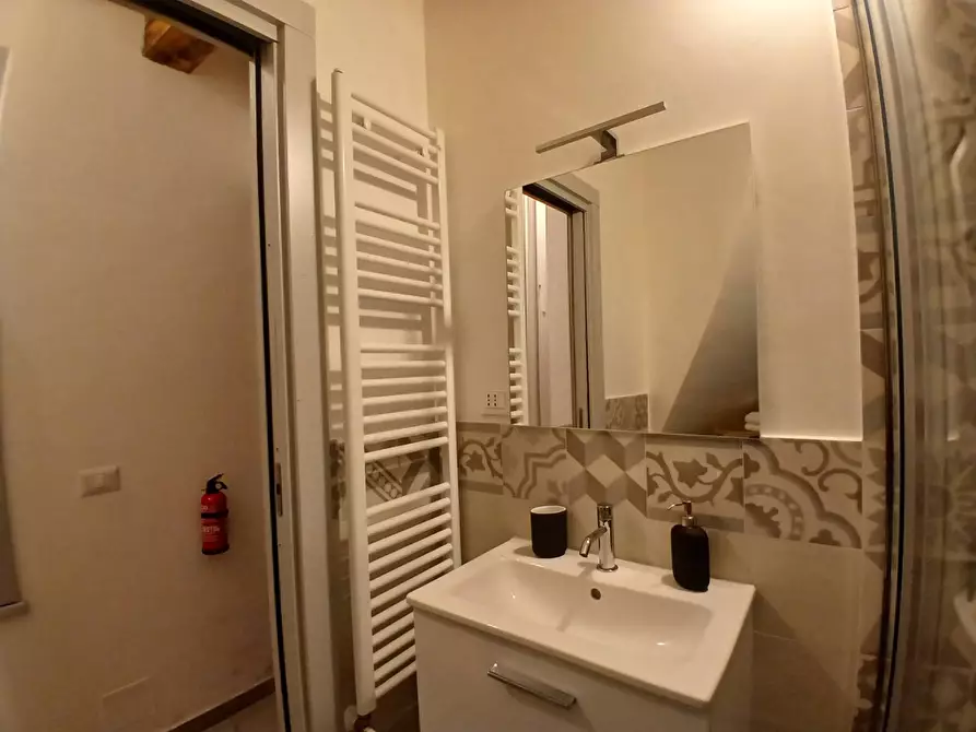 Immagine 13 di Casa indipendente in vendita  in Via Vittorio Emanuele a Monte San Giusto