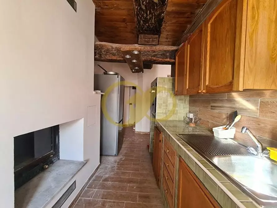 Immagine 12 di Casa indipendente in vendita  in morico a San Ginesio