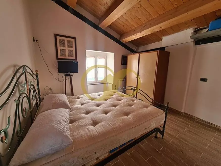 Immagine 16 di Casa indipendente in vendita  in morico a San Ginesio