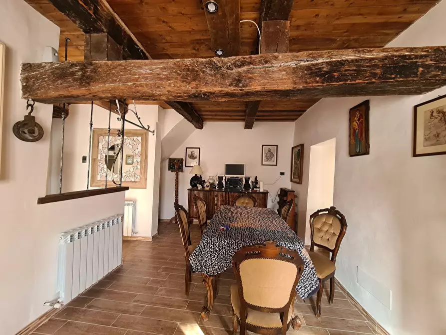 Immagine 27 di Casa indipendente in vendita  in morico a San Ginesio