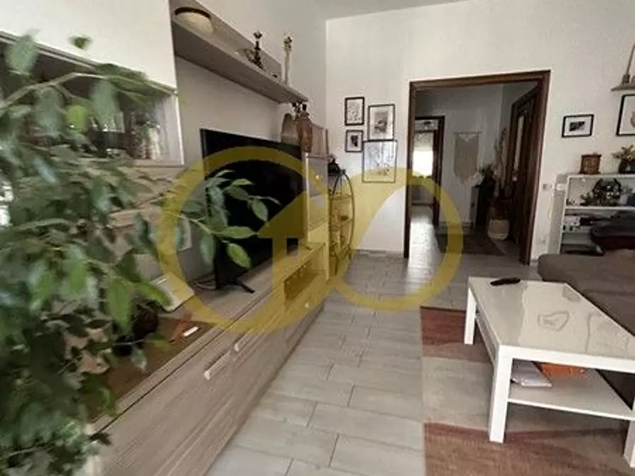 Immagine 5 di Appartamento in vendita  in dell' Unità 21 a Tolentino