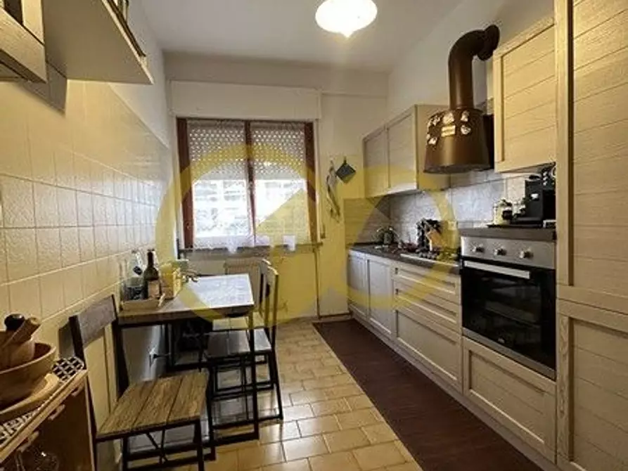 Immagine 10 di Appartamento in vendita  in dell' Unità 21 a Tolentino